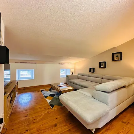 La Comtale Apartamento *